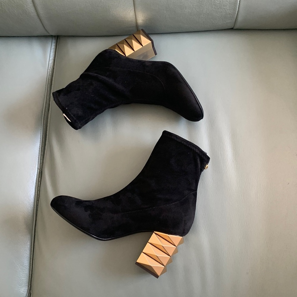 Giuseppe Zanotti   suede Stretch  slip-on sock  booties.